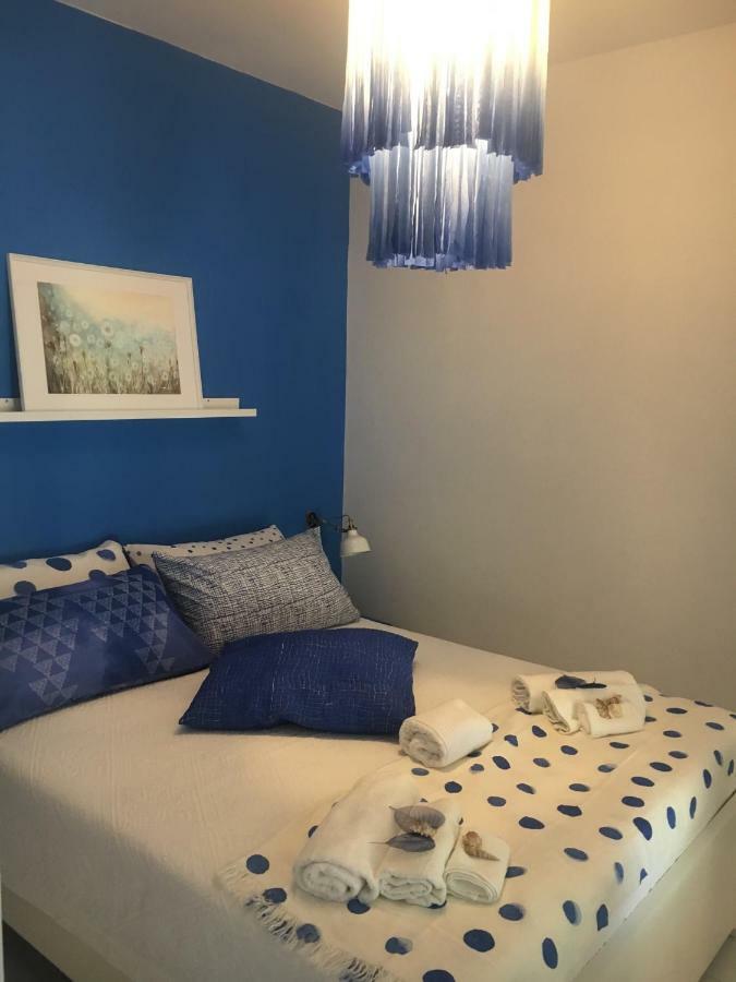 La Casa Sulla Spiaggia Apartment Nettuno Bagian luar foto